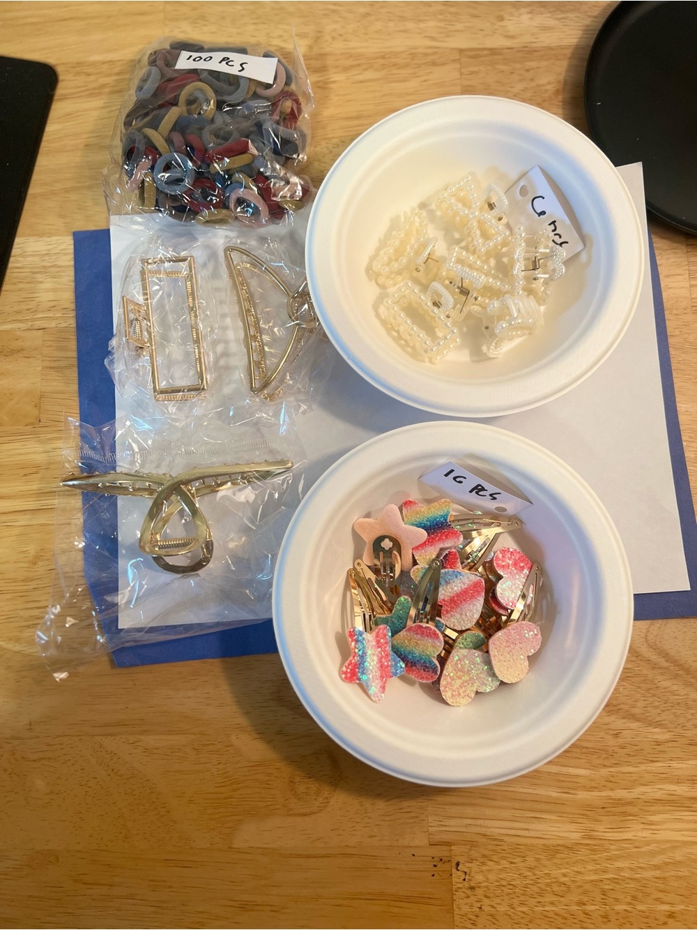 🆕 Assorted Hair Clips and Barrettes - Gold, Pearl, Multicolor Glitter